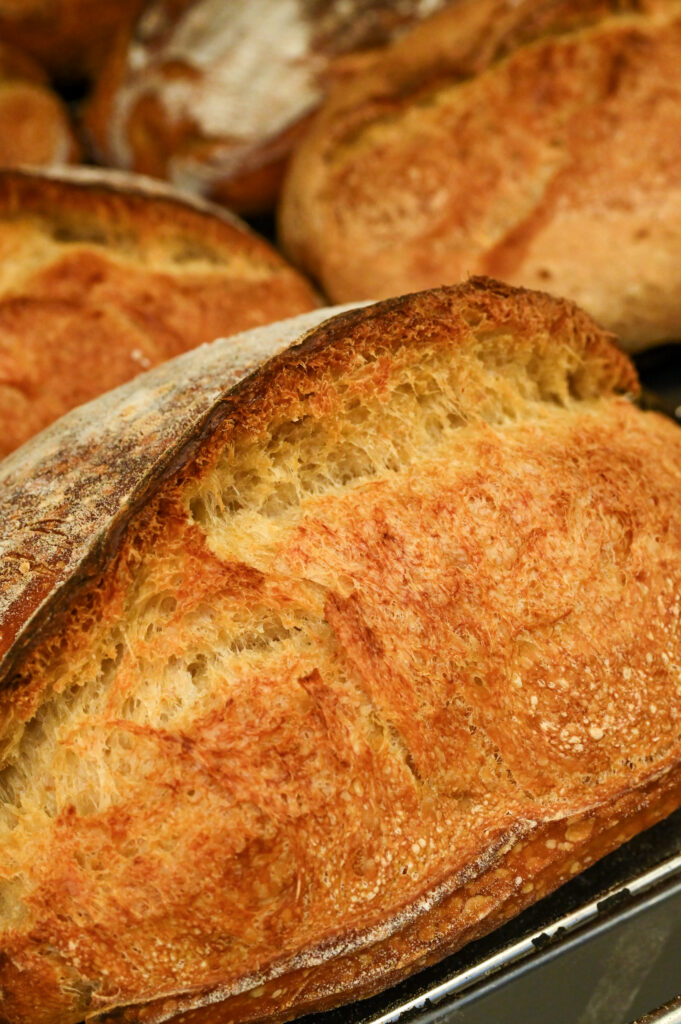 Pane croccante appena sfornato